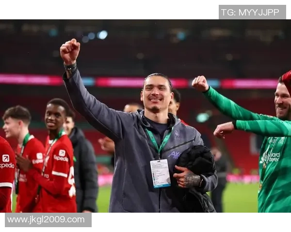 中锋视角解读球星足球核心价值与团队进攻关键作用