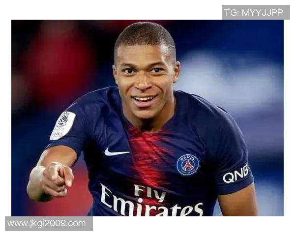 六号球衣足球球星盘点 从经典传奇到当代巨星的风采