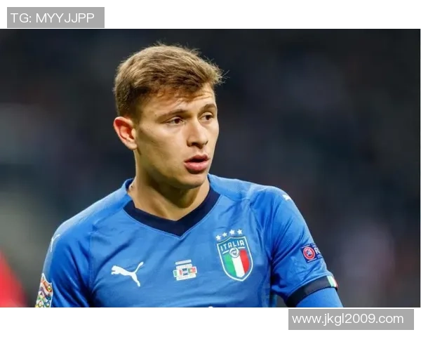 意大利当家足球球星带领球队再创辉煌展望未来赛事前景