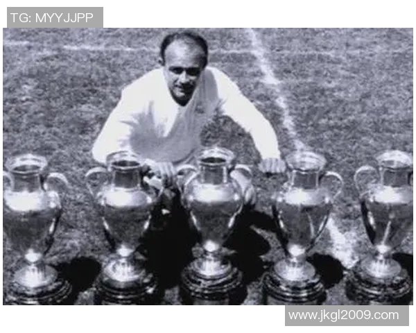 足球场上16号球星是谁 盘点各大球员背后故事与传奇表现