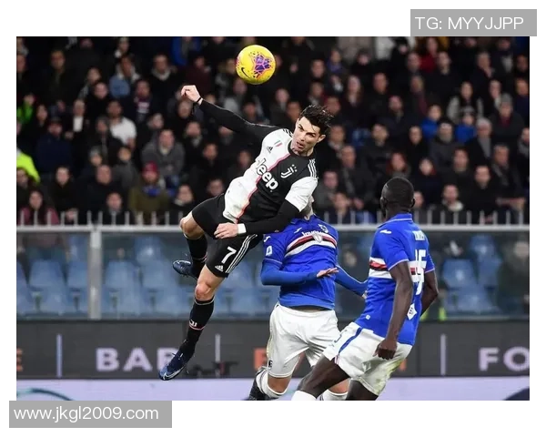 足球球星化身超级英雄的精彩瞬间揭秘与幕后故事分享 足球球星化身超级英雄的精彩瞬间揭秘与幕后故事分享